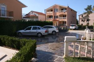 Apartments with a swimming pool Funtana Porec 3009