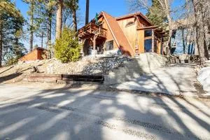 The Valley's Cabin - Arrowbear Lake