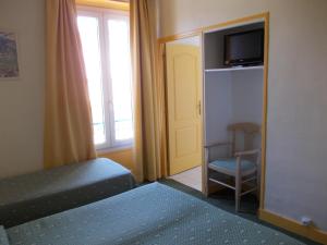 Hotels Hotel Marcellin : Chambre Triple (2 Adultes & 1 Enfant)