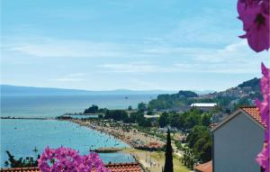 Apartment Omis With Sea View 04 - 3hvězdičkové hotely ve městě Omiš
