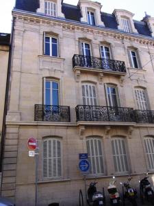 Apartment Bonnard - best view in Dijon 90 sqm airconditioned apart