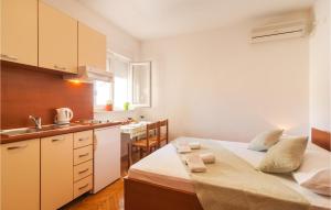 Apartment Podstrana 5
