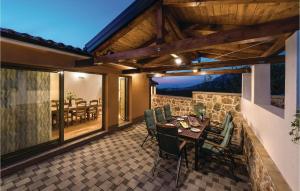 4 Bedroom Pet Friendly Home In Drnis