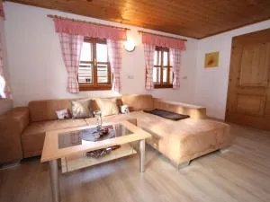 Spacious villa near the ski resort in Salzburg - Gasthof