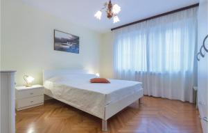 Amazing Apartment In Pula With Wifi
