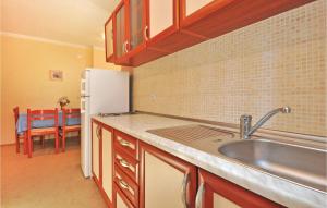 Stunning Apartment In Mimice With 2 Bedrooms, Wifi And Outdoor Swimming Pool