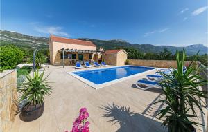 Lovely Home In Kastel Stari