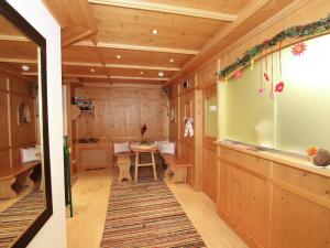Apartment in Kaltenbach near Ski Lift