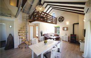 One-Bedroom Holiday Home In Drvenik Veli