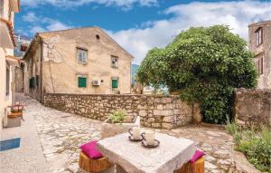 Amazing Apartment In Bakar With Kitchen