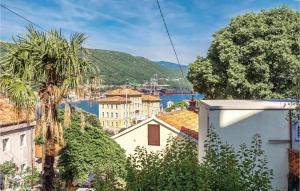 Amazing Apartment In Bakar With Kitchen 