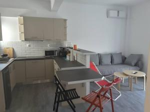 Seaview apartment in theheart of Loutraki