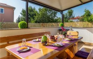 Amazing Home In Fazana With Kitchen 