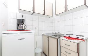 Cozy Apartment In Kostrena With Wifi