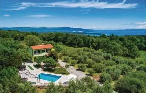 Lovely Home In Peruski - Peruški