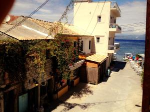 Evi's Maisonette Paxoi Greece