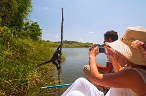 Laguna Quexil, Desarrollo de Tayasal Flores, Petén, Guatemala.