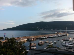 Duplex Apartment with Sea View room in Stanica B&B