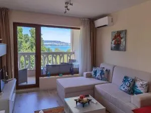 By the Waves luxury beach apartment - Bliznatsi