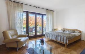 Awesome Apartment In Umag With Wifi 
