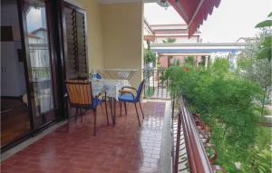 Awesome Apartment In Umag With Wifi 