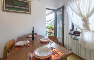 Stunning apartment in Umag with WiFi