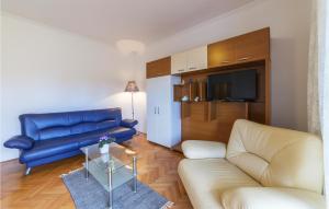 Stunning Apartment In Umag With Wifi