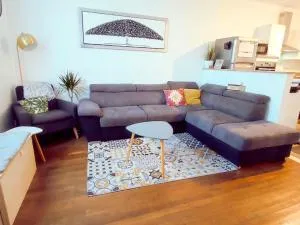 Luxury, Peaceful 3 bedroom family home - Gauchy