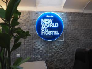 New World St Hostel and Private Room