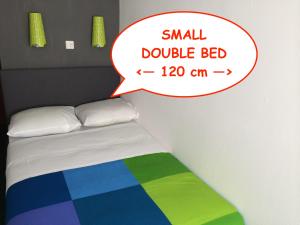 Double Room - Basement room in Hotel Oorsprongpark