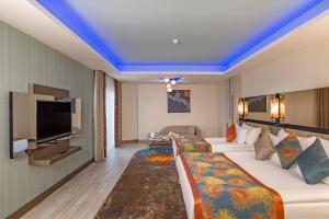 Junior Suite room in Royal Seginus