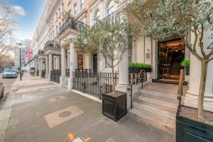 Claverley Court Apartments Knightsbridge