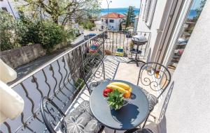 2 Bedroom Lovely Apartment In Crikvenica 