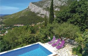 Awesome Home In Klis With 3 Bedrooms, Wifi And Outdoor Swimming Pool