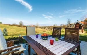 Gorgeous Home In Starjak With Wifi 
