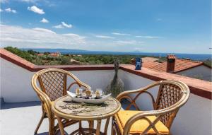 Two-Bedroom Apartment In Peruski