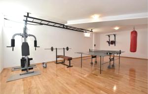 Lovely Home In Rumin With Kitchen