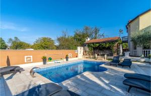 Awesome apartment in Porec with 2 Bedrooms WiFi and Outdoor swimming pool