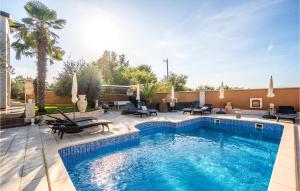 Beautiful Apartment In Porec