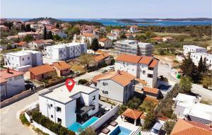 Awesome home in Pula with Outdoor swimming pool WiFi and 5 Bedrooms