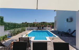 Three-Bedroom Apartment In Split