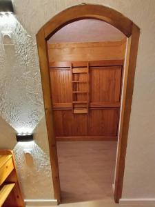 Appartement meublé avec vue sur les montagnes et piscine lété