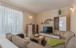 Nice Home In Kastelir With Kitchen 