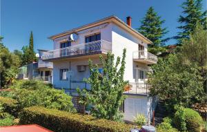 Nice Apartment In Selce With Kitchen 