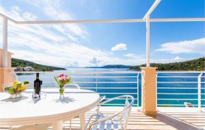 Apartment Kamelicina Iii