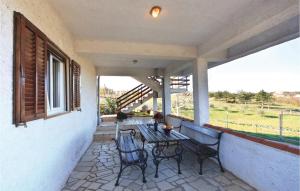 Apartment Hrboki Iii