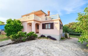 3 Bedroom Cozy Home In Liznjan