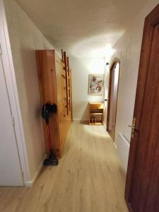 Appartement meublé avec vue sur les montagnes et piscine lété