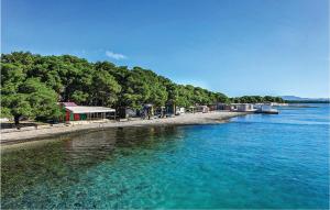 Two-Bedroom Apartment In Jadrija