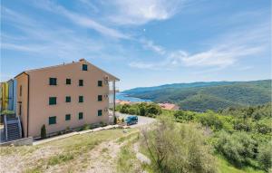 Awesome Apartment In Rabac With 2 Bedrooms And Wifi